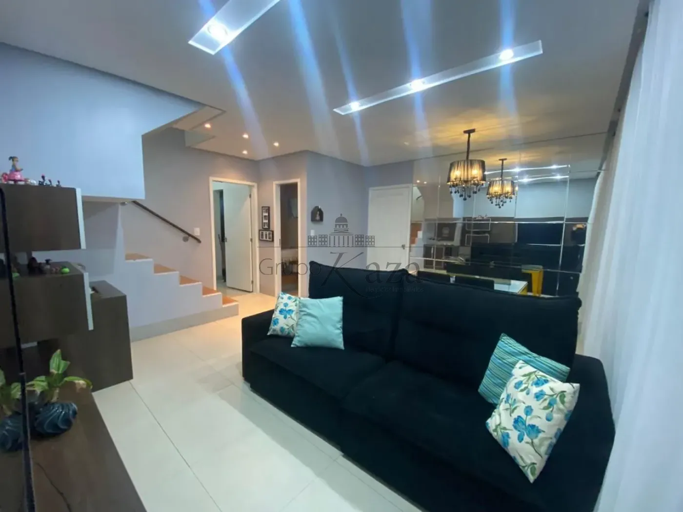 Foto 3 de Casa Condomínio em Jardim Santa Maria, Jacareí - imagem 3