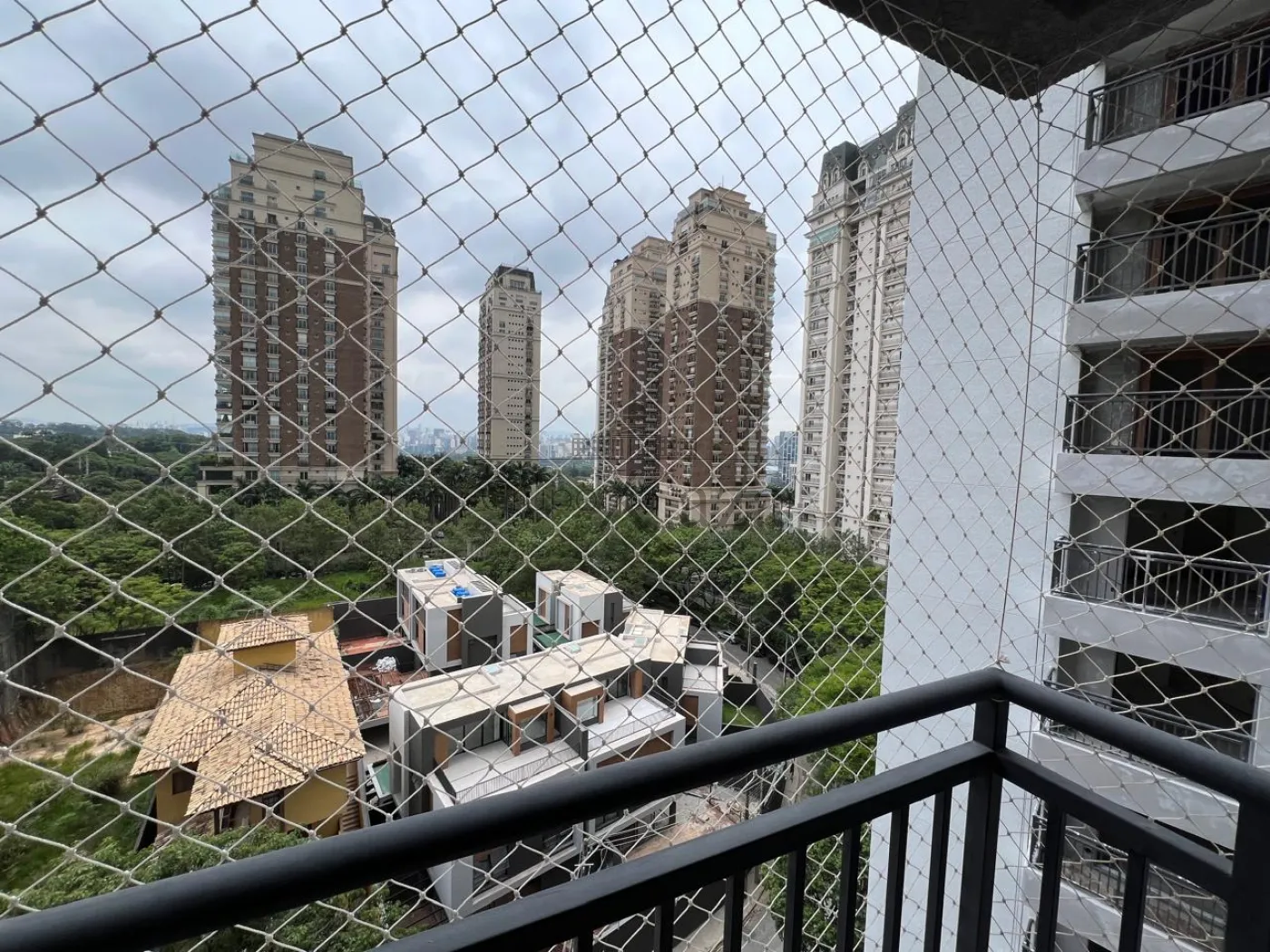 Vista para torres do Cid. Jardim