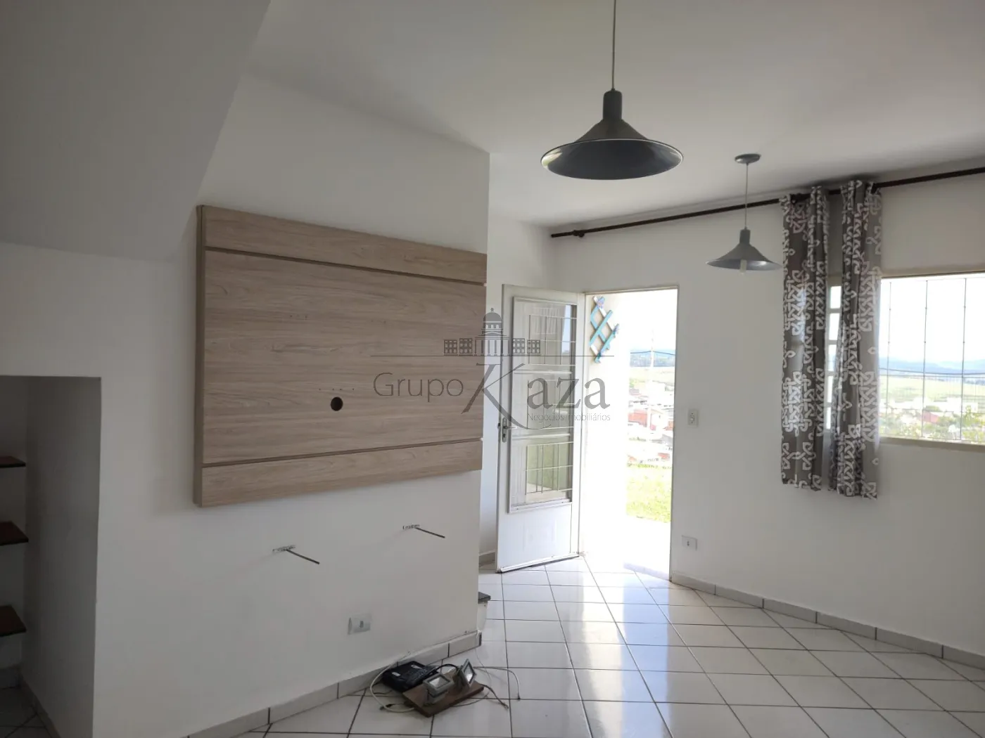 Foto 2 de Casa Condomínio em Jardim Santo Onofre, São José dos Campos - imagem 2