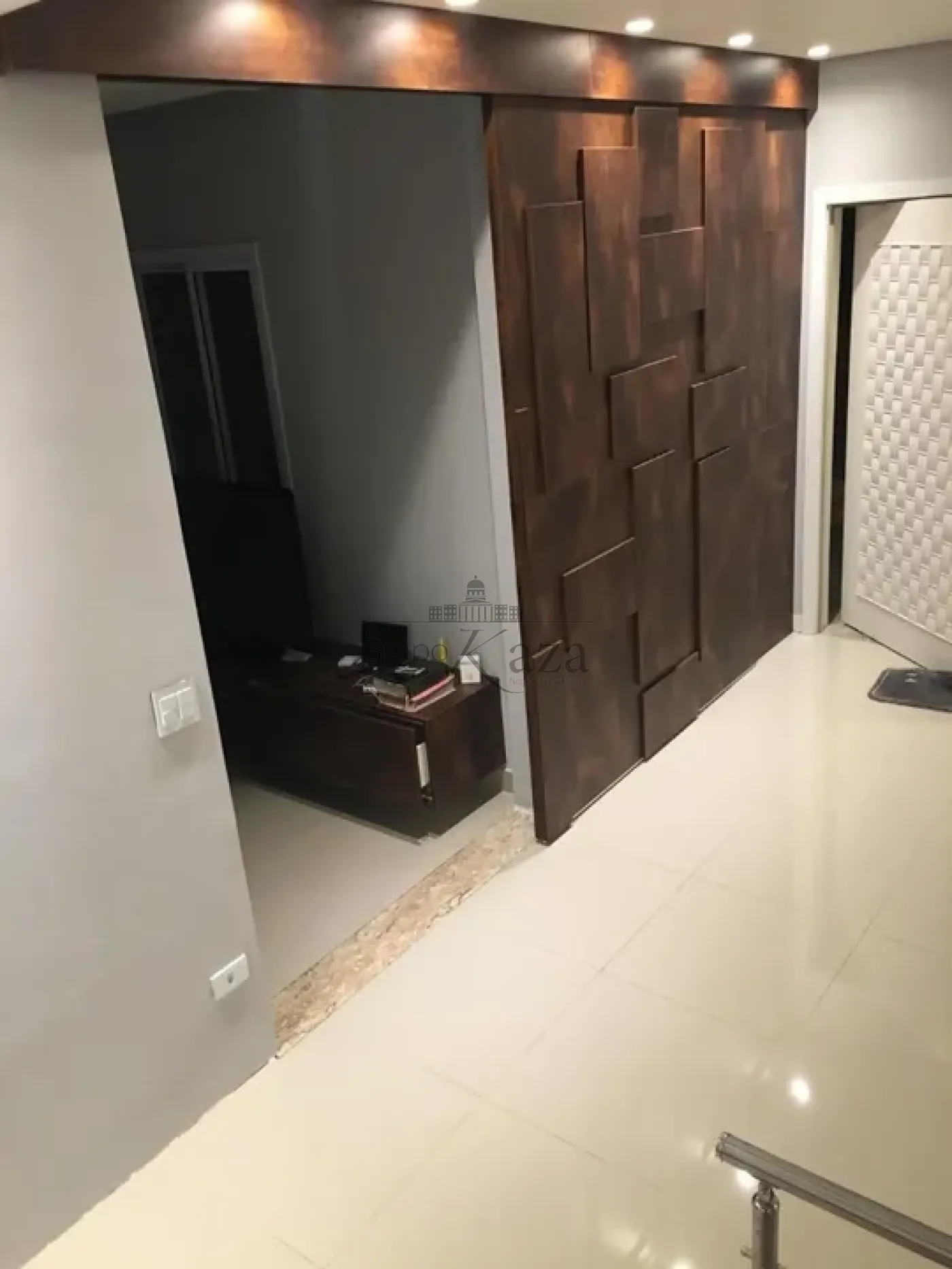 Foto 4 de Casa Condomínio em Condomínio Residencial Mantiqueira, São José dos Campos - imagem 4