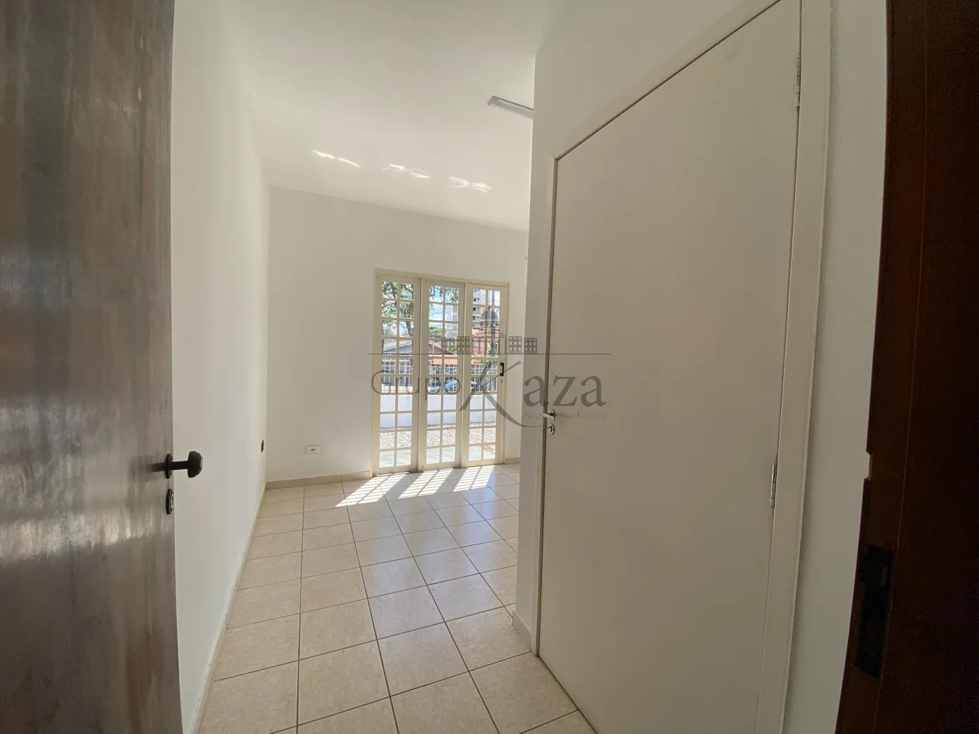 Foto 3 de Casa Comercial  Residencial em Cidade Morumbi, São José dos Campos - imagem 3