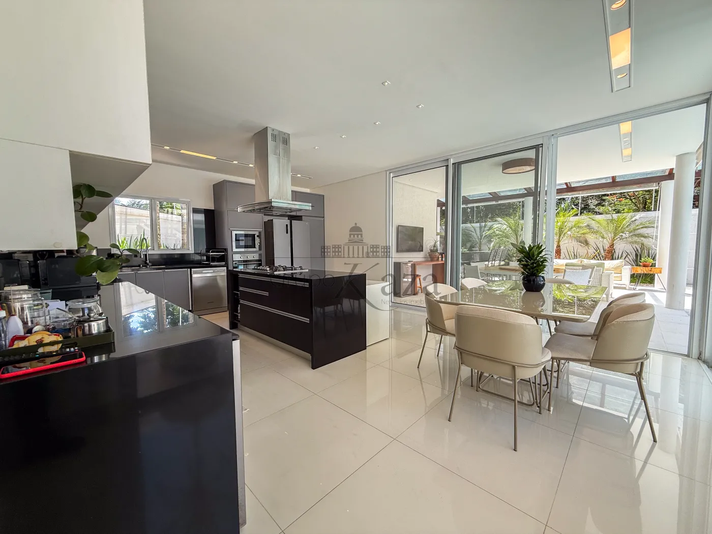 Foto 8 de Casa Condomínio em Jardim Apolo I, São José dos Campos - imagem 8