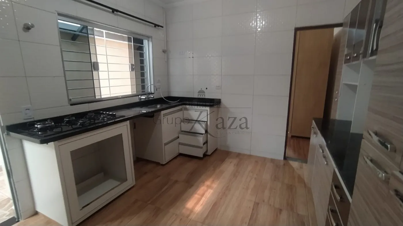 Foto 6 de Casa Padrão em Jardim Cruzeiro do Sul, São José dos Campos - imagem 6