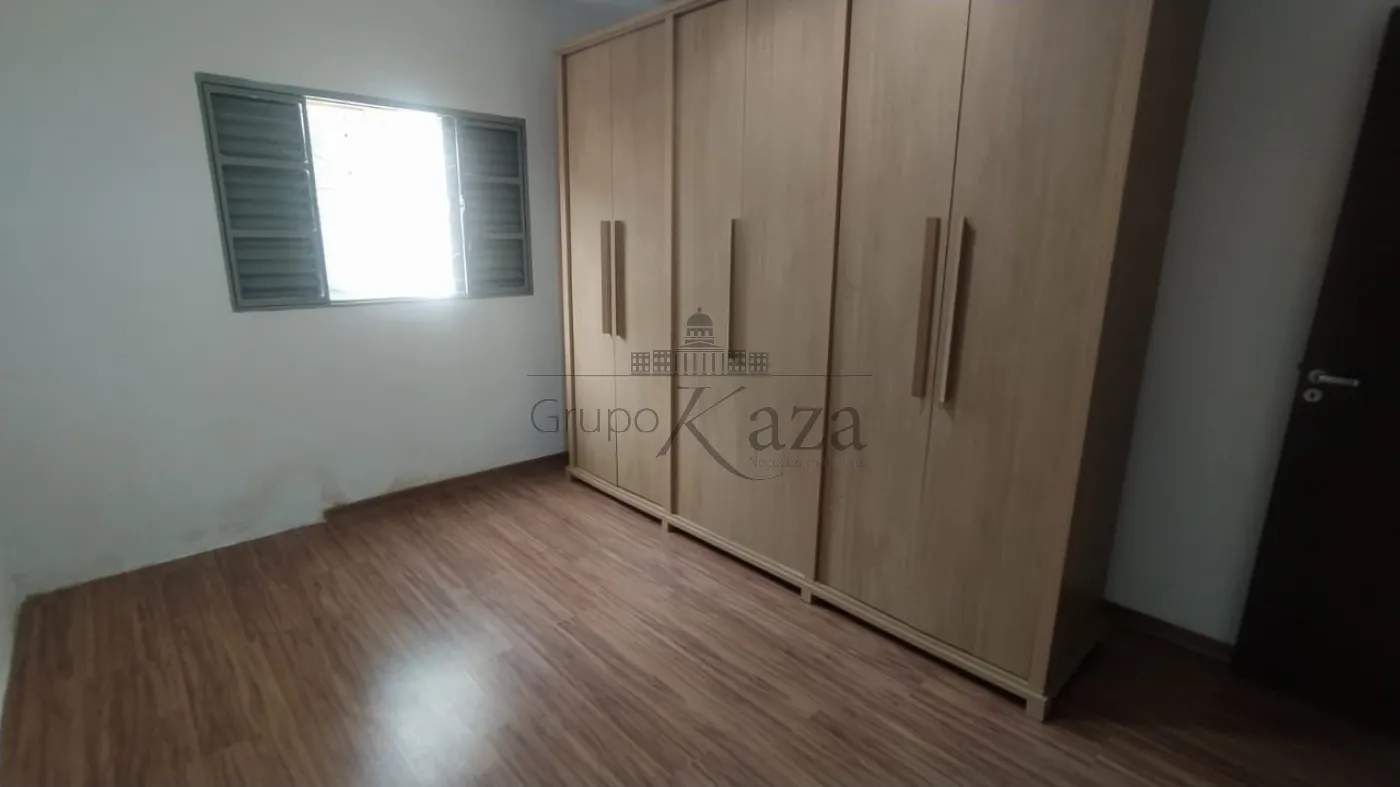 Foto 13 de Casa Padrão em Jardim Cruzeiro do Sul, São José dos Campos - imagem 13