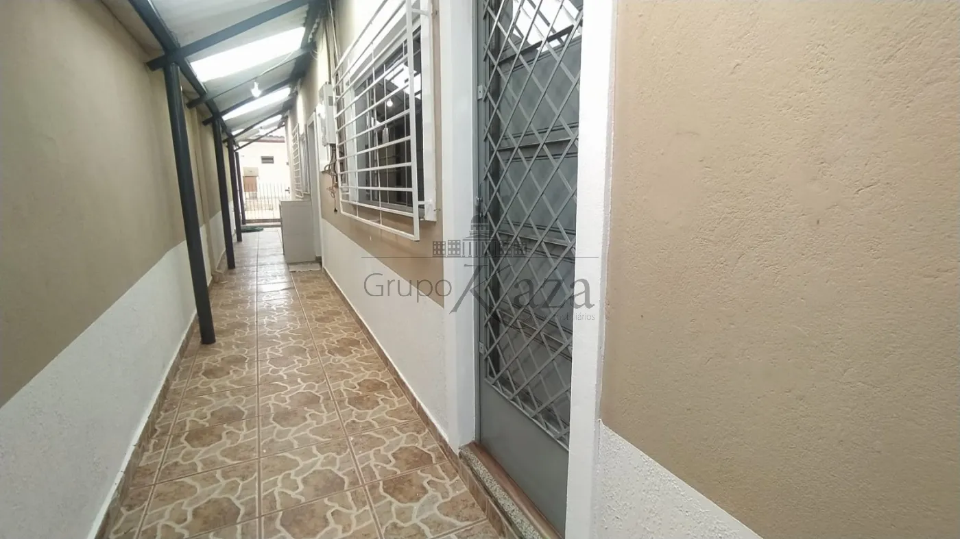 Foto 17 de Casa Padrão em Jardim Cruzeiro do Sul, São José dos Campos - imagem 17