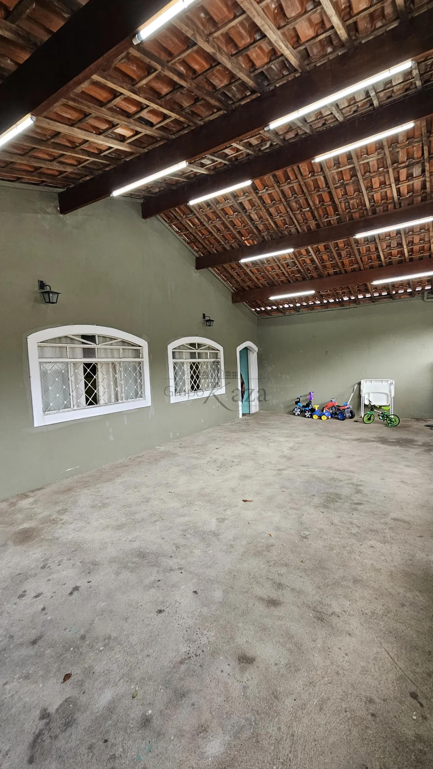 Foto 8 de Casa Padrão em Jardim Santa Inês I, São José dos Campos - imagem 8