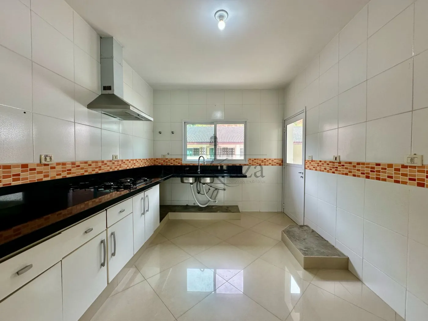 Foto 11 de Casa Condomínio em Terras de Santa Helena, Jacareí - imagem 11