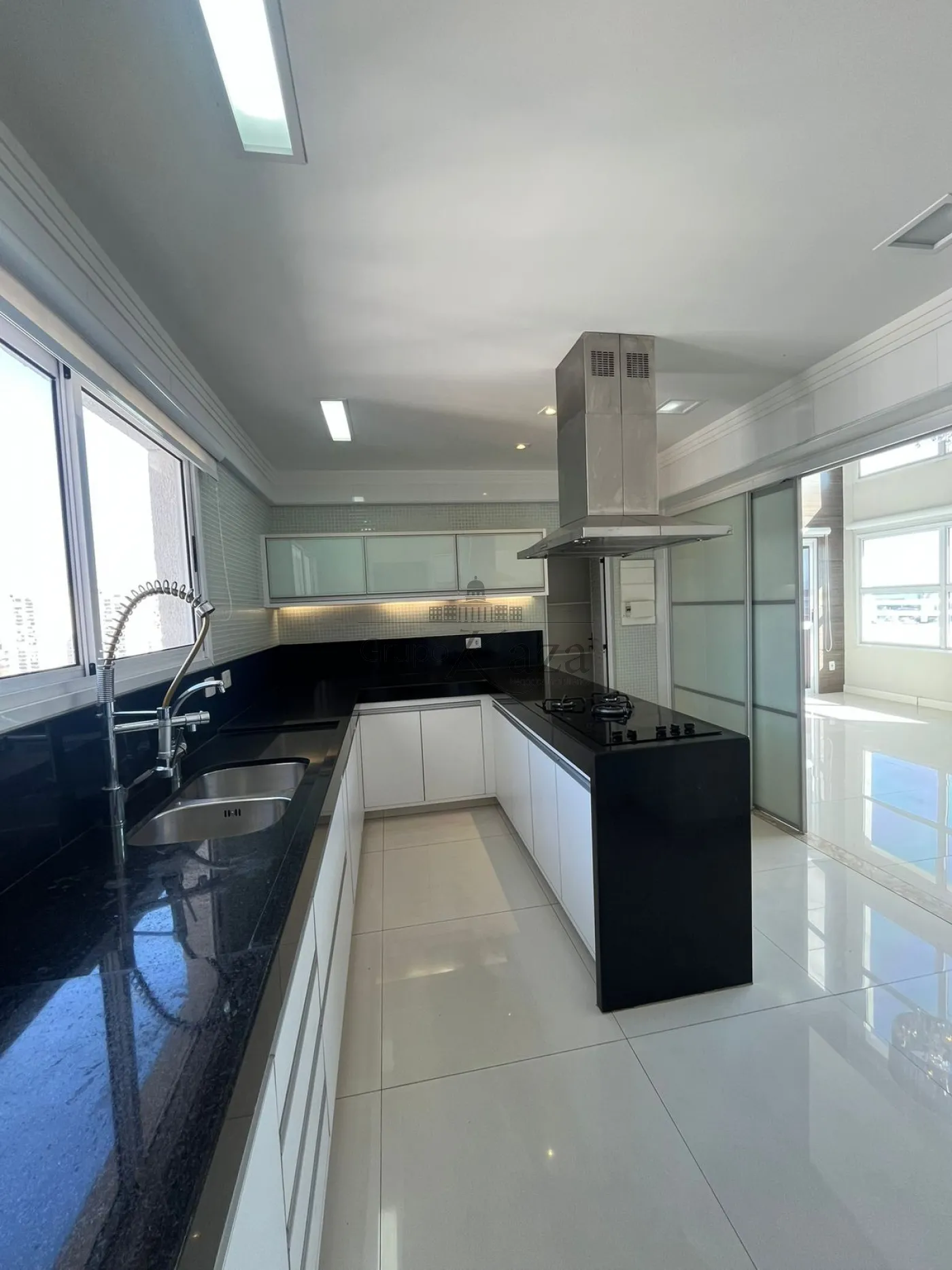 Foto 3 de Apartamento Cobertura Duplex em Jardim Aquarius, São José dos Campos - imagem 3 Foto 3 de Apartamento Cobertura Duplex em Jardim Aquarius, São José dos Campos - imagem 3