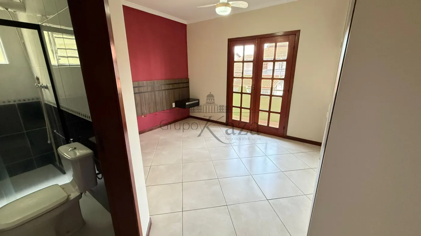 Foto 11 de Casa Sobrado em Bosque dos Ipês, São José dos Campos - imagem 11