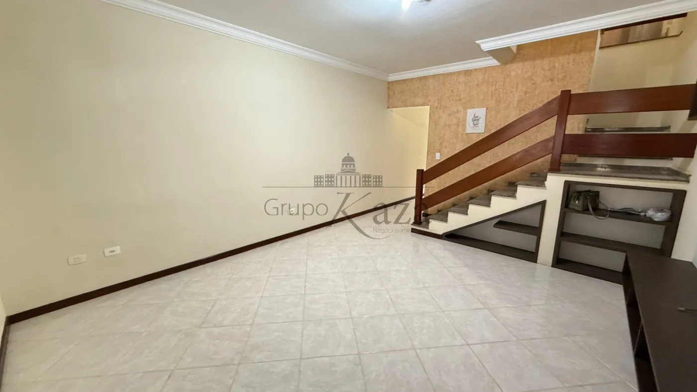 Foto 2 de Casa Sobrado em Bosque dos Ipês, São José dos Campos - imagem 2 Foto 2 de Casa Sobrado em Bosque dos Ipês, São José dos Campos - imagem 2