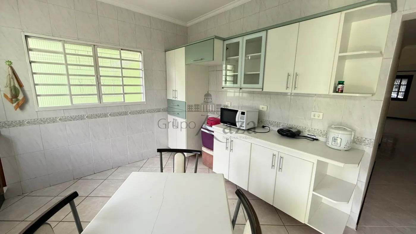 Foto 4 de Casa Sobrado em Bosque dos Ipês, São José dos Campos - imagem 4