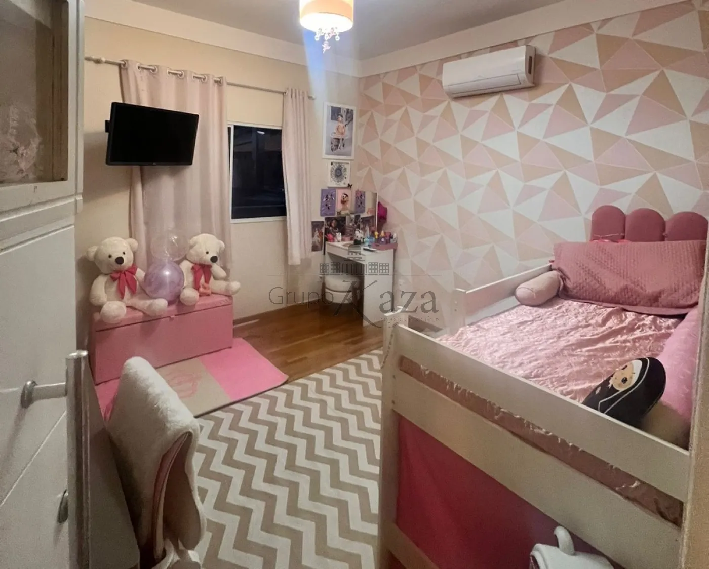 Foto 10 de Casa Sobrado em Residencial Santa Paula, Jacareí - imagem 10