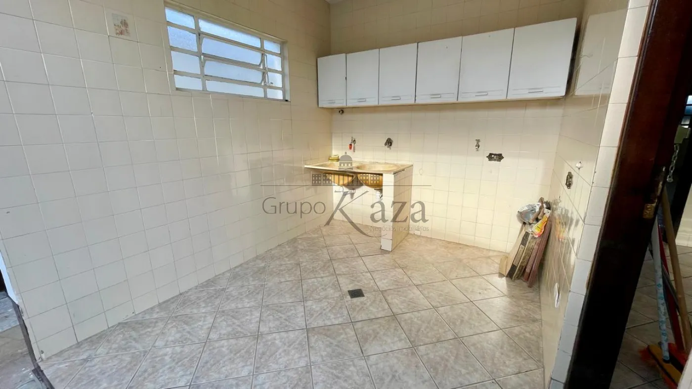 Foto 11 de Casa Padrão em Jardim Paraíba, Jacareí - imagem 11