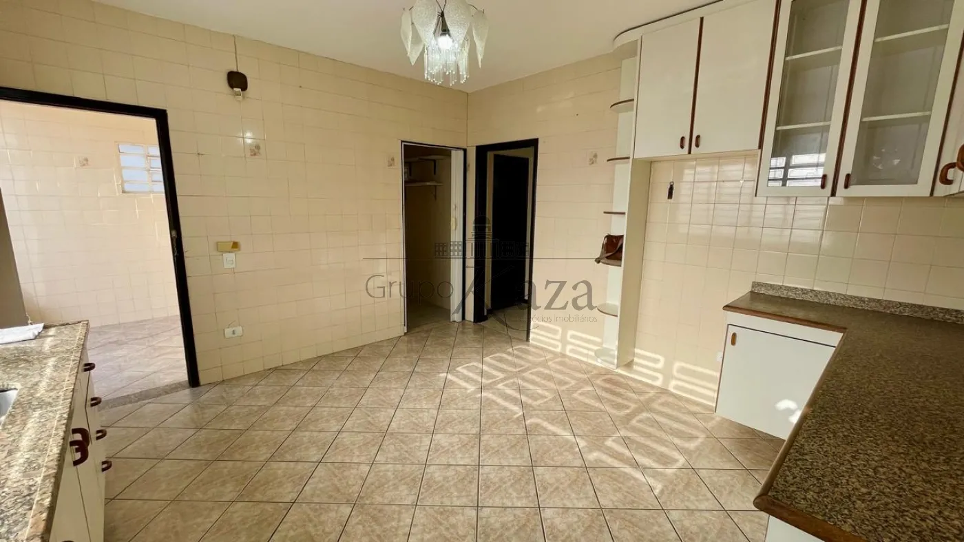 Foto 9 de Casa Padrão em Jardim Paraíba, Jacareí - imagem 9