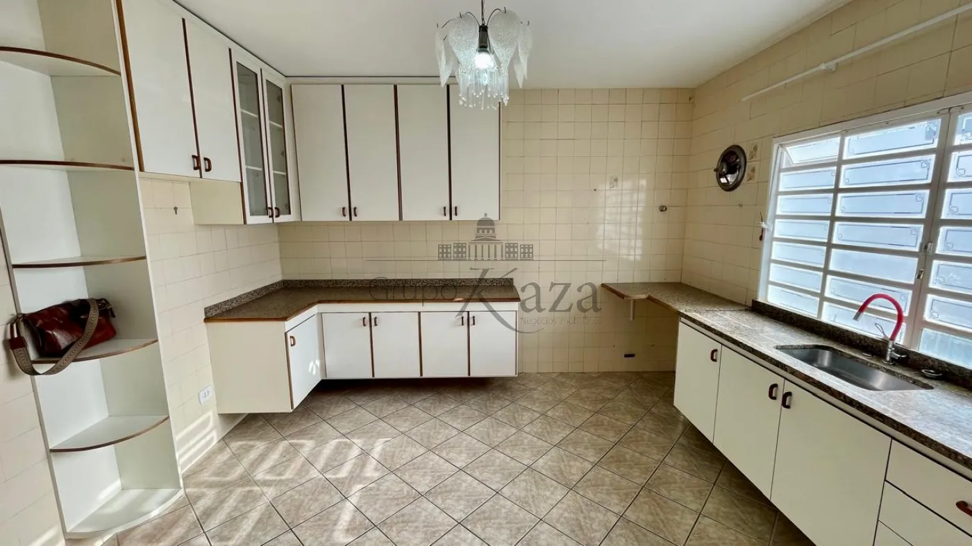 Foto 7 de Casa Padrão em Jardim Paraíba, Jacareí - imagem 7