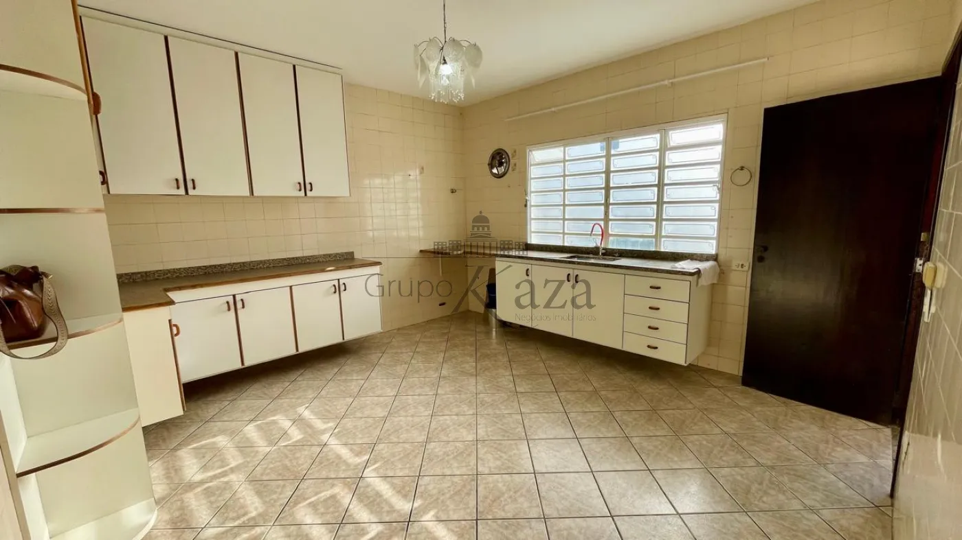 Foto 6 de Casa Padrão em Jardim Paraíba, Jacareí - imagem 6