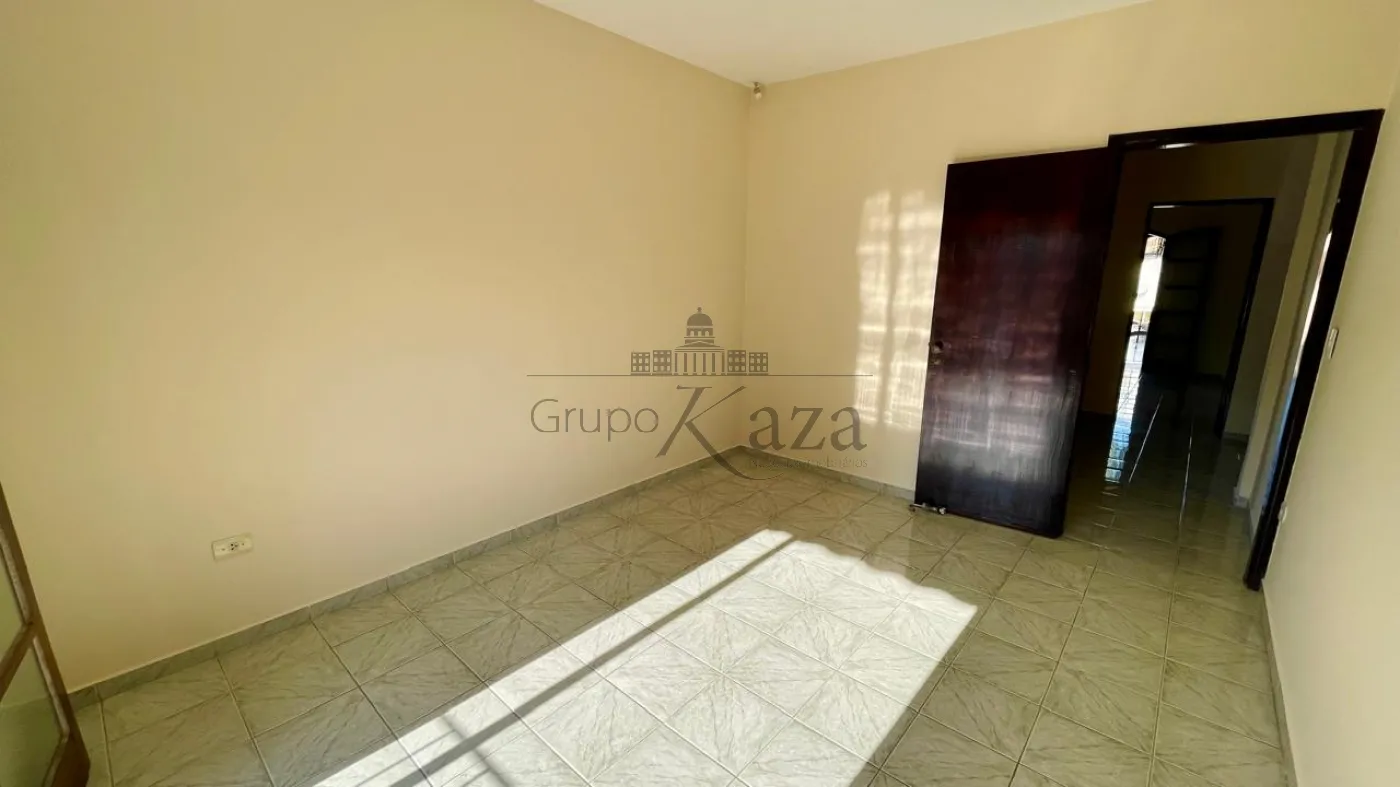 Foto 16 de Casa Padrão em Jardim Paraíba, Jacareí - imagem 16