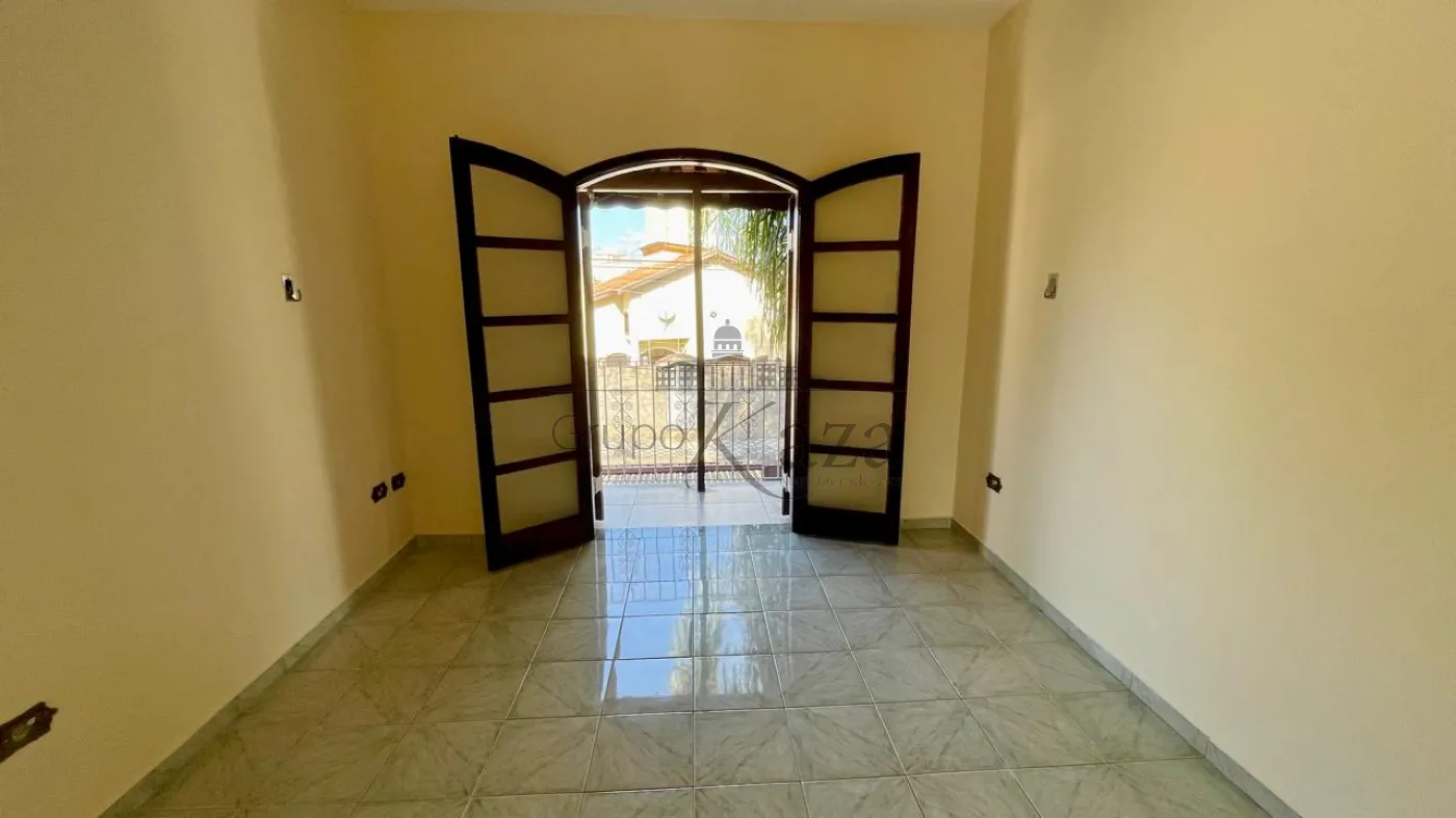 Foto 26 de Casa Padrão em Jardim Paraíba, Jacareí - imagem 26