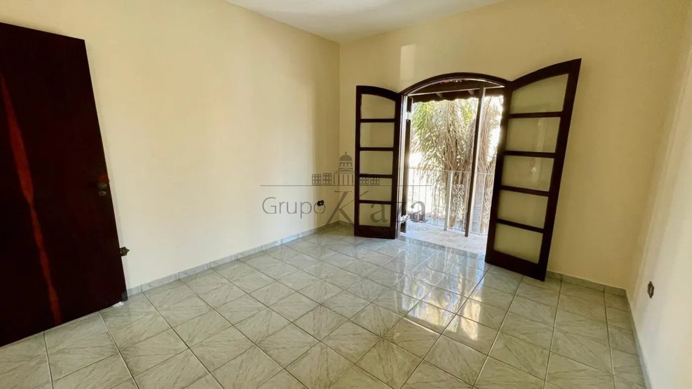 Foto 33 de Casa Padrão em Jardim Paraíba, Jacareí - imagem 33