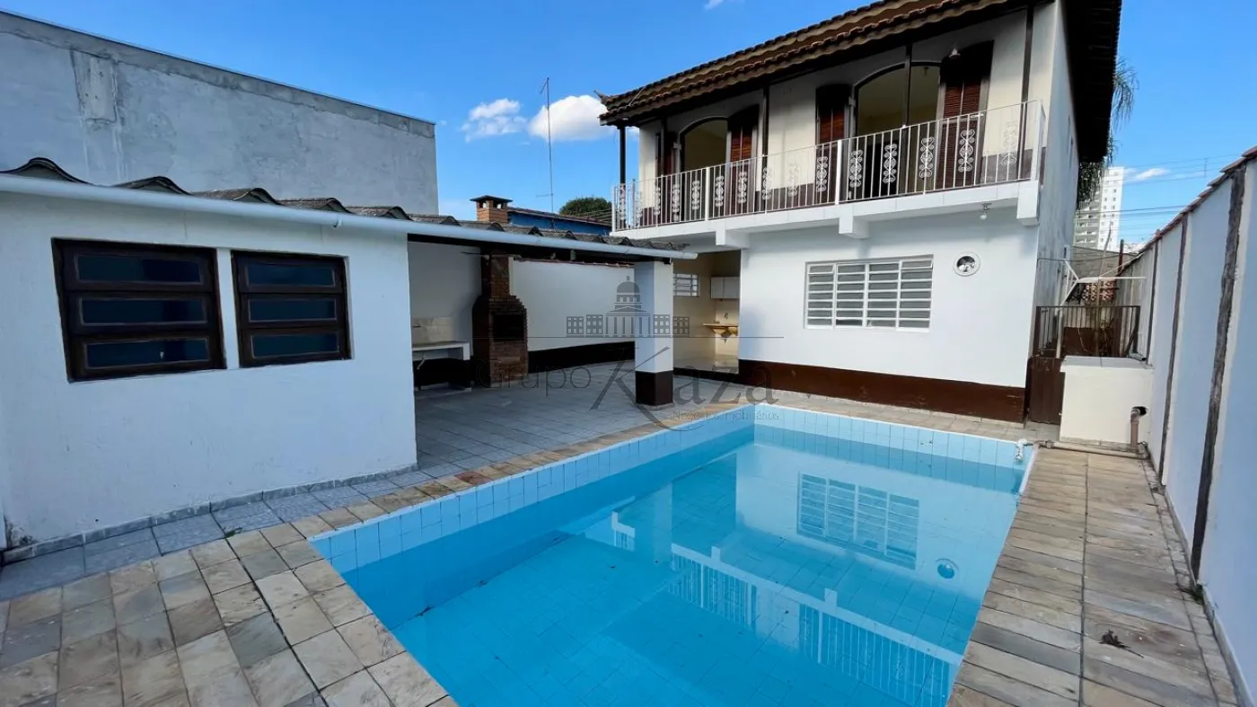 Foto 1 de Casa Padrão em Jardim Paraíba, Jacareí - imagem 1