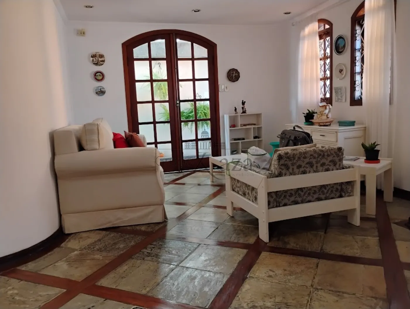 Foto 4 de Casa Padrão em Chácaras Santa Maria, Jacareí - imagem 4