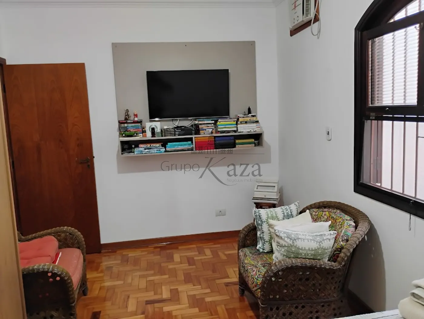 Foto 22 de Casa Padrão em Chácaras Santa Maria, Jacareí - imagem 22