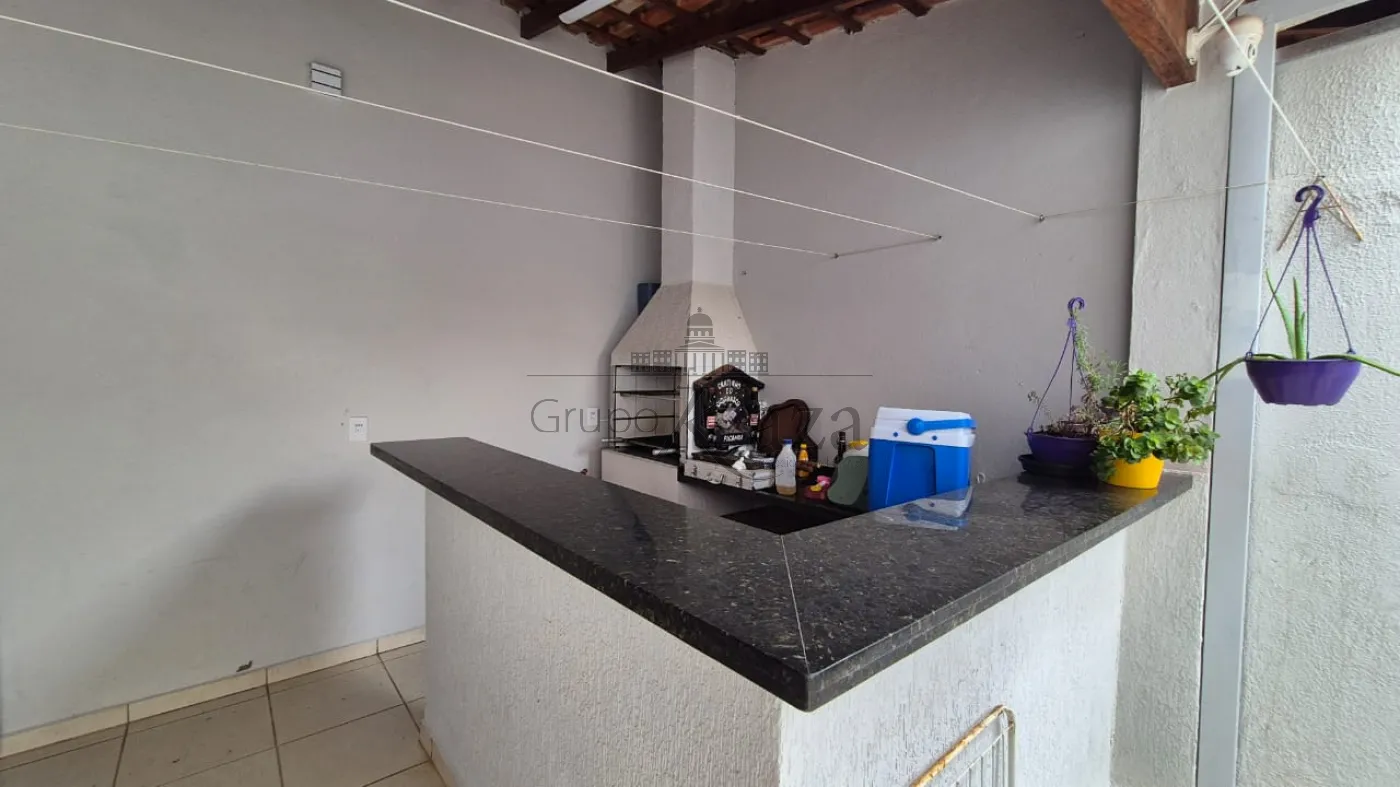 Foto 24 de Casa Padrão em Jardim Altos de Santana II, Jacareí - imagem 24