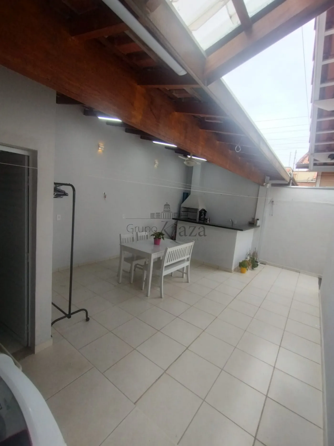 Foto 22 de Casa Padrão em Jardim Altos de Santana II, Jacareí - imagem 22