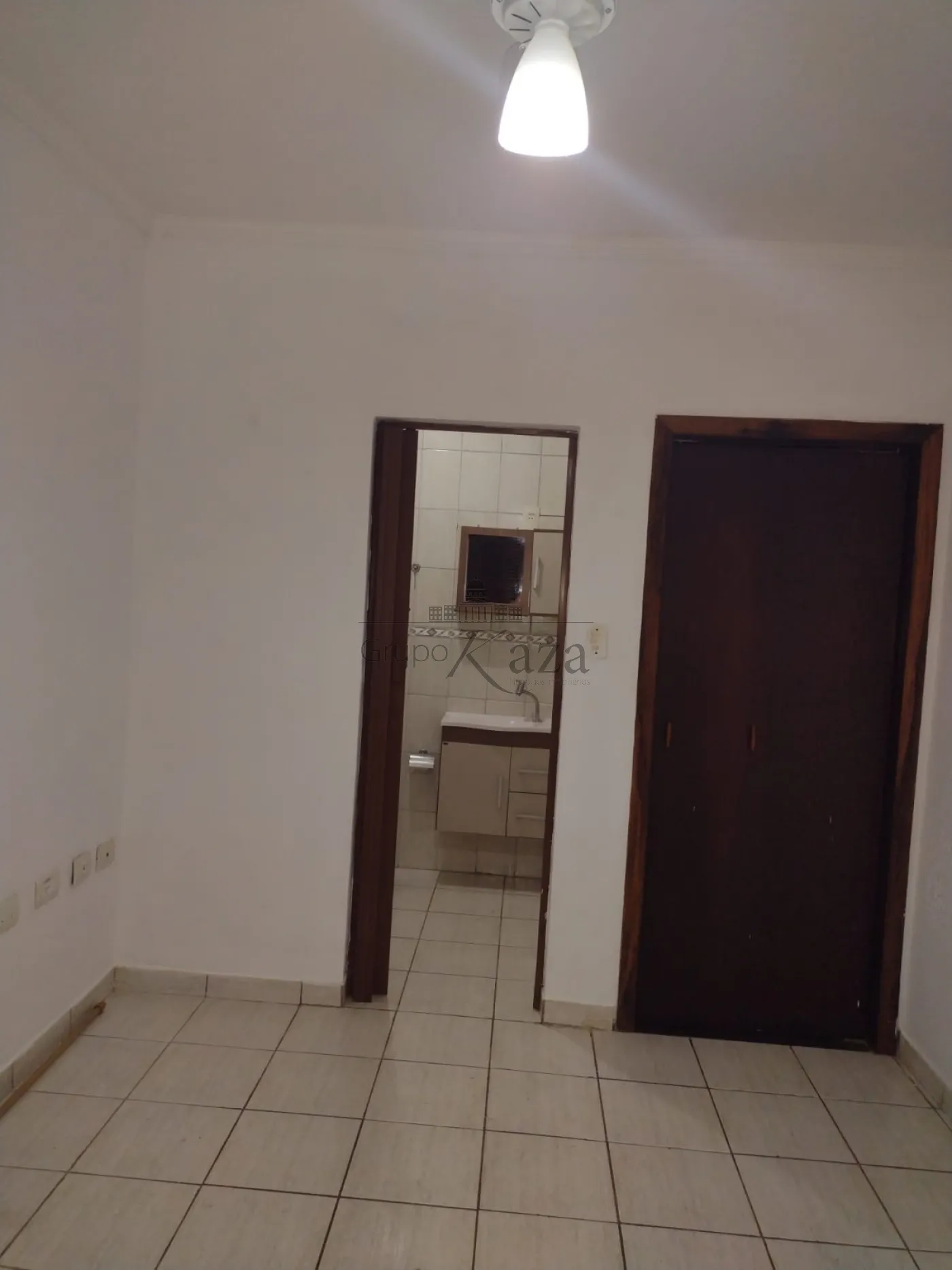 Foto 16 de Casa Sobrado em Jardim São Luiz, Jacareí - imagem 16