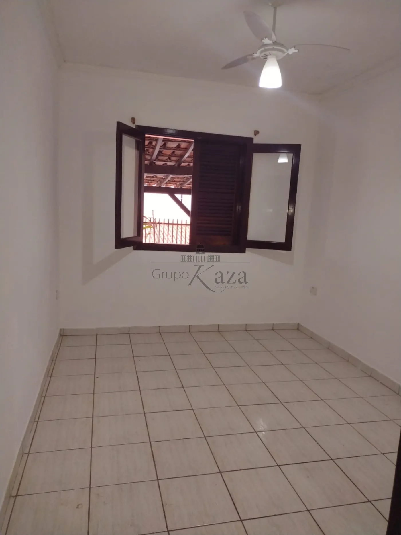 Foto 10 de Casa Sobrado em Jardim São Luiz, Jacareí - imagem 10