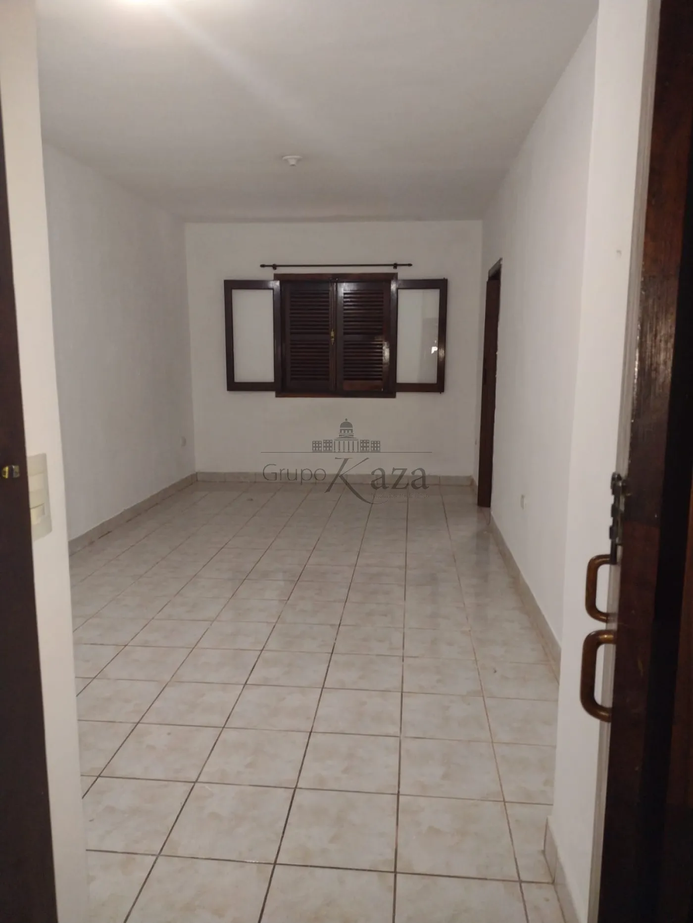 Foto 11 de Casa Sobrado em Jardim São Luiz, Jacareí - imagem 11