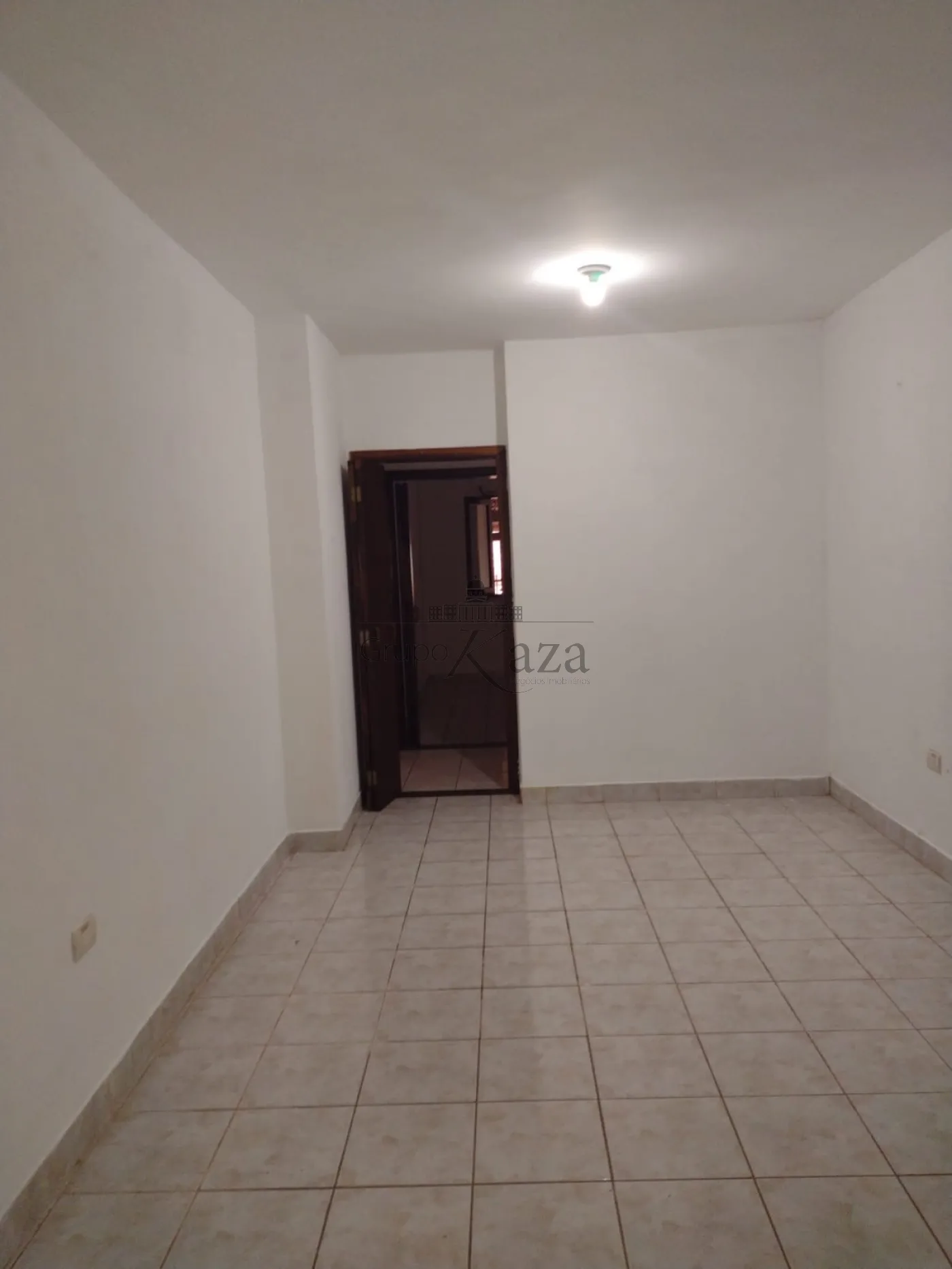 Foto 7 de Casa Sobrado em Jardim São Luiz, Jacareí - imagem 7