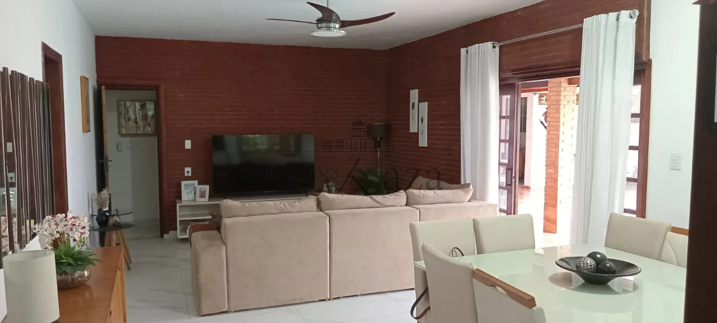 Foto 12 de Casa Padrão em Jardim das Indústrias, São José dos Campos - imagem 12