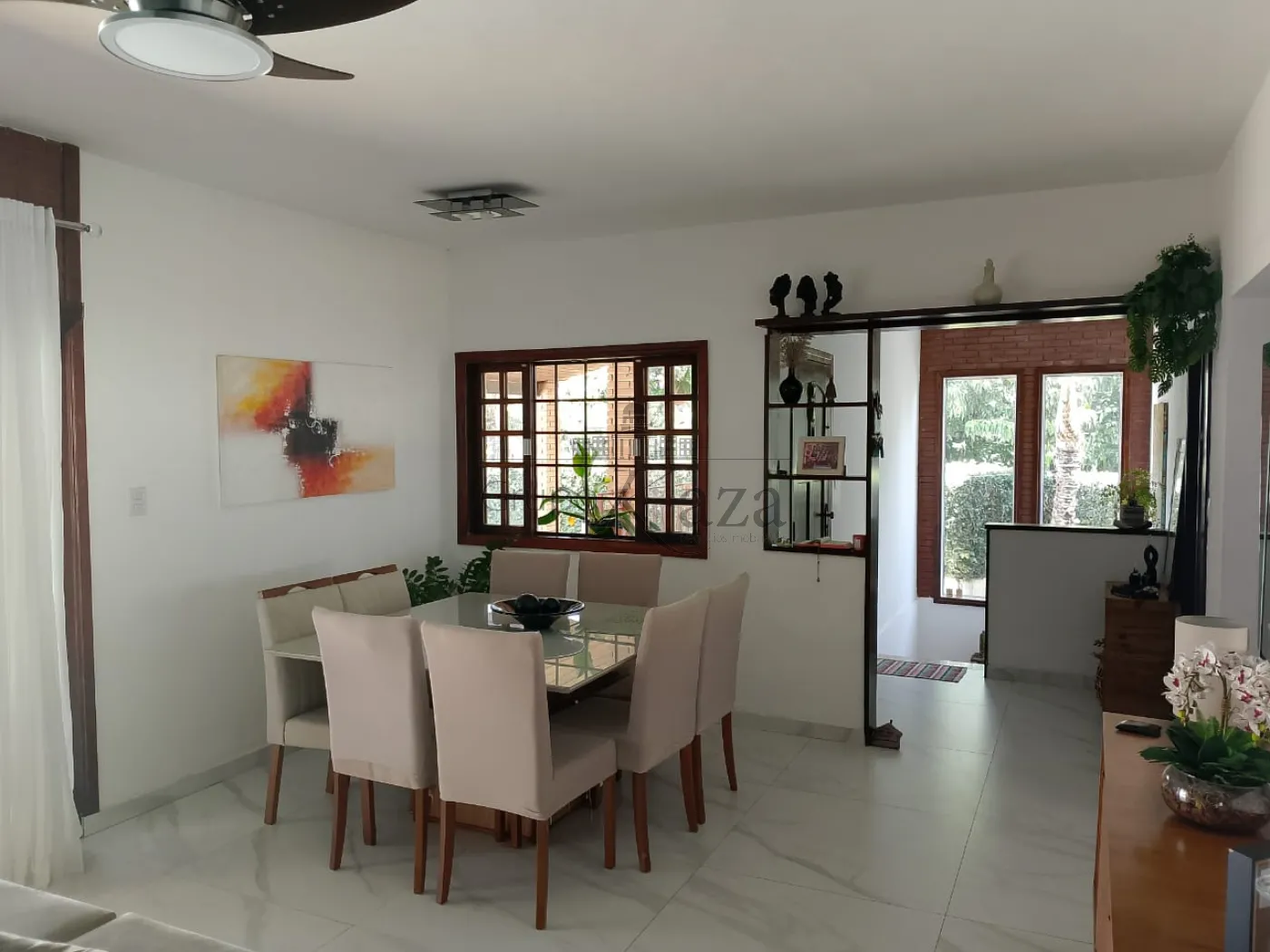 Foto 14 de Casa Padrão em Jardim das Indústrias, São José dos Campos - imagem 14