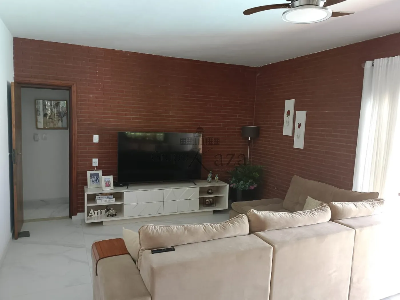 Foto 11 de Casa Padrão em Jardim das Indústrias, São José dos Campos - imagem 11