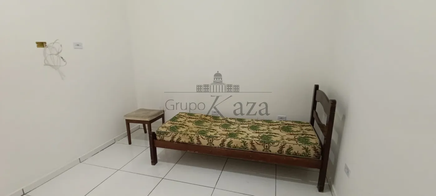 Foto 2 de Casa Kitnet em Cidade Morumbi, São José dos Campos - imagem 2