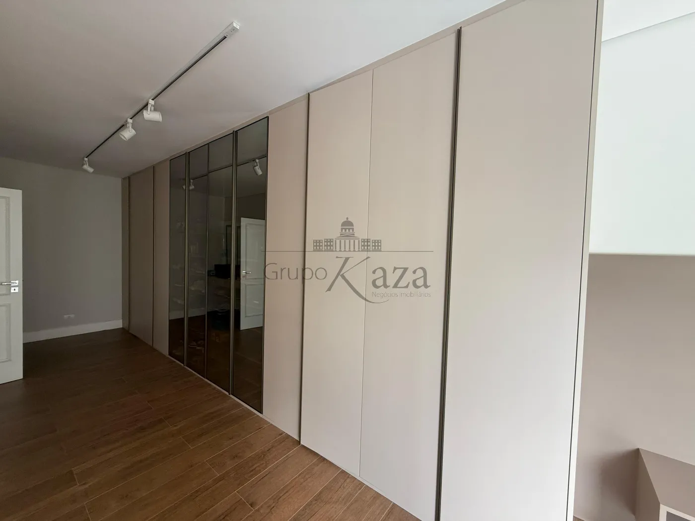 Foto 12 de Casa Padrão em Portal dos Pássaros, São José dos Campos - imagem 12