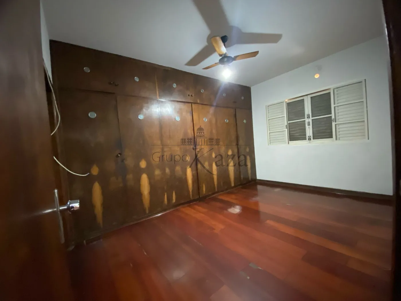 Foto 11 de Comercial Casa em Vila Betânia, São José dos Campos - imagem 11