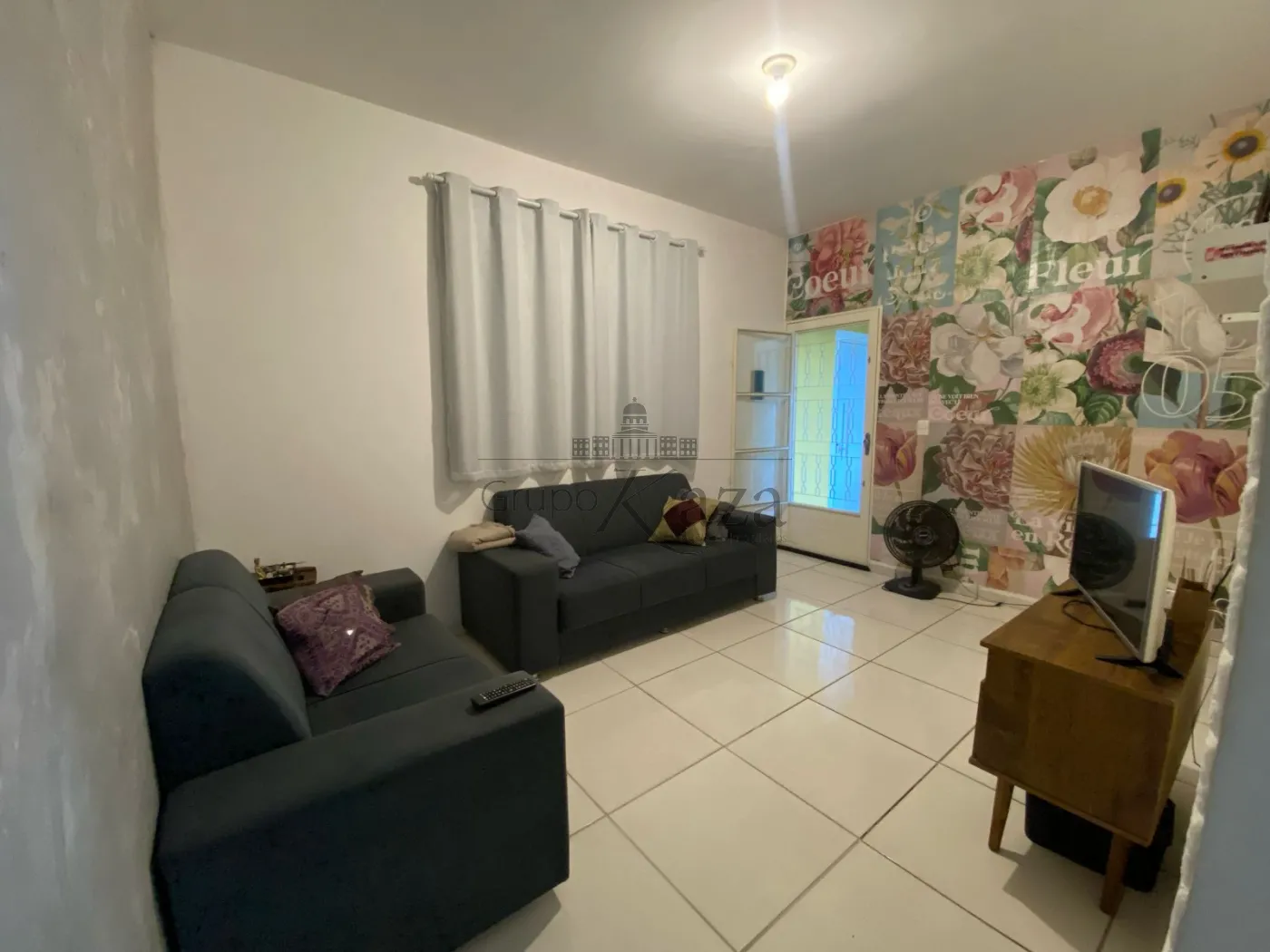 Foto 1 de Casa Padrão em Jardim dos Bandeirantes, São José dos Campos - imagem 1