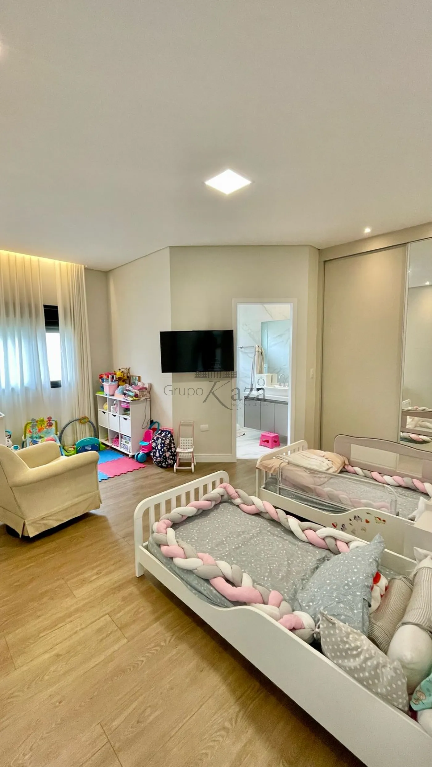 Foto 21 de Casa Condomínio em Condomínio Reserva do Paratehy, São José dos Campos - imagem 21