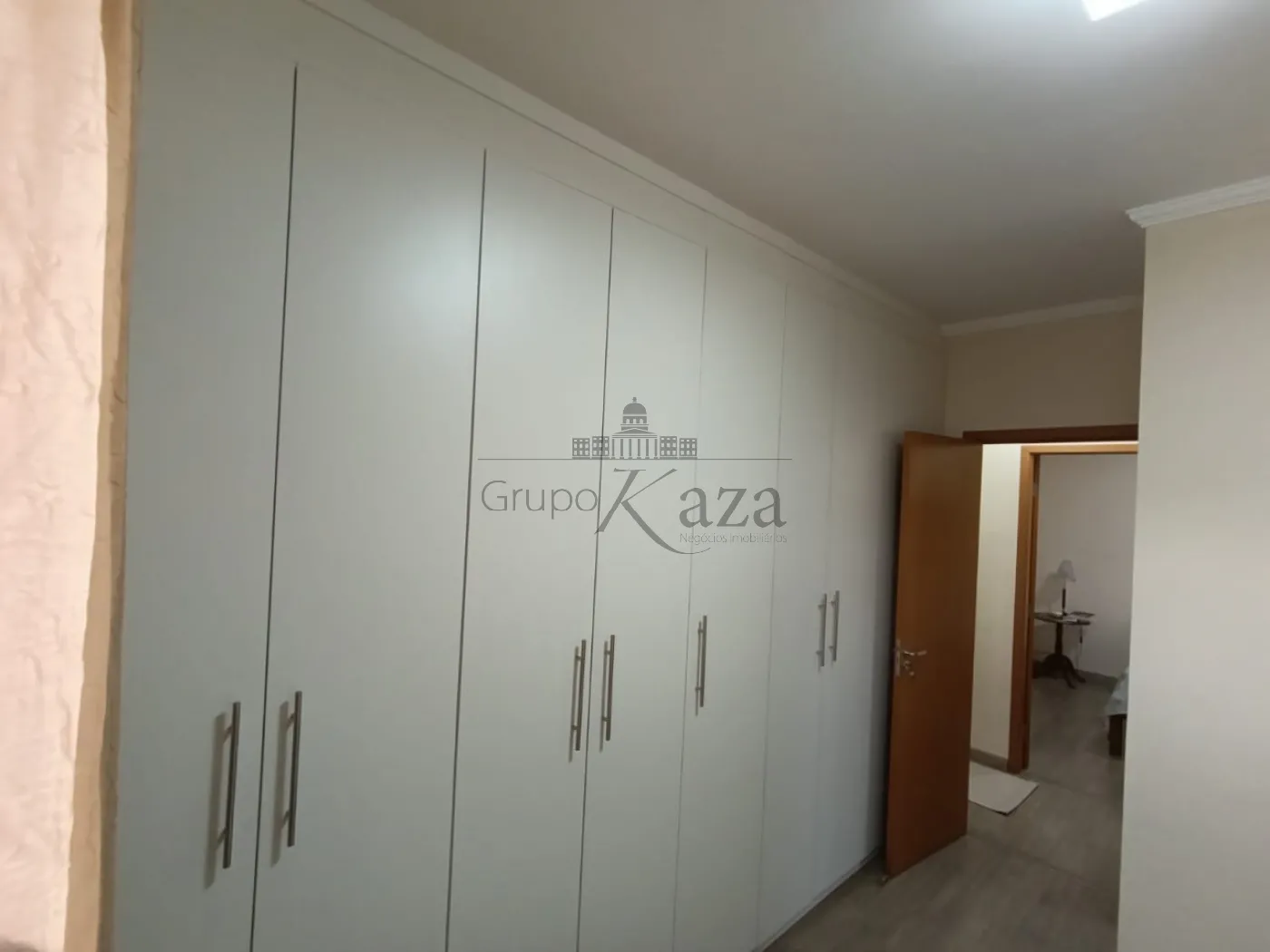 Foto 16 de Apartamento Padrão em Parque Santo Antônio, Jacareí - imagem 16