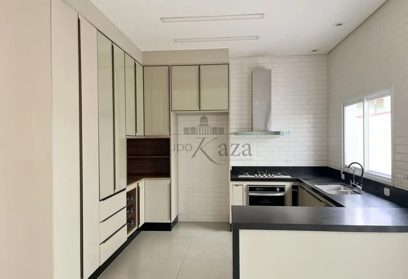 Foto 2 de Casa Condomínio em Urbanova, São José dos Campos - imagem 2