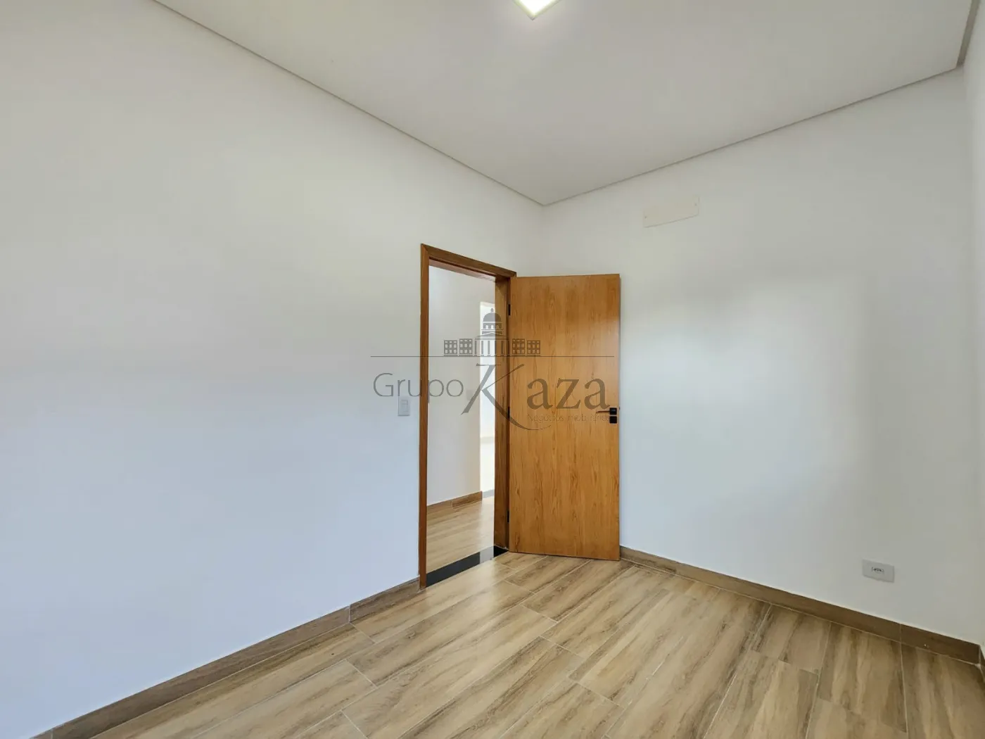 Foto 8 de Casa Condomínio em Parque Residencial Maria Elmira, Caçapava - imagem 8