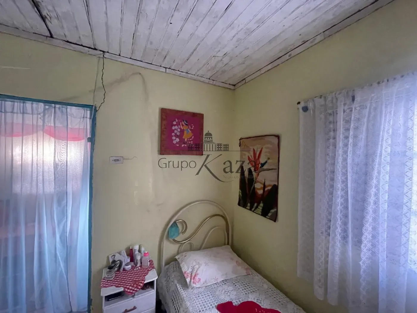 Foto 4 de Casa Padrão em Vila Guaianazes, São José dos Campos - imagem 4