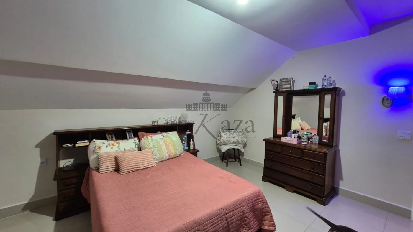 Foto 21 de Casa Condomínio em Jardim Califórnia, Jacareí - imagem 21