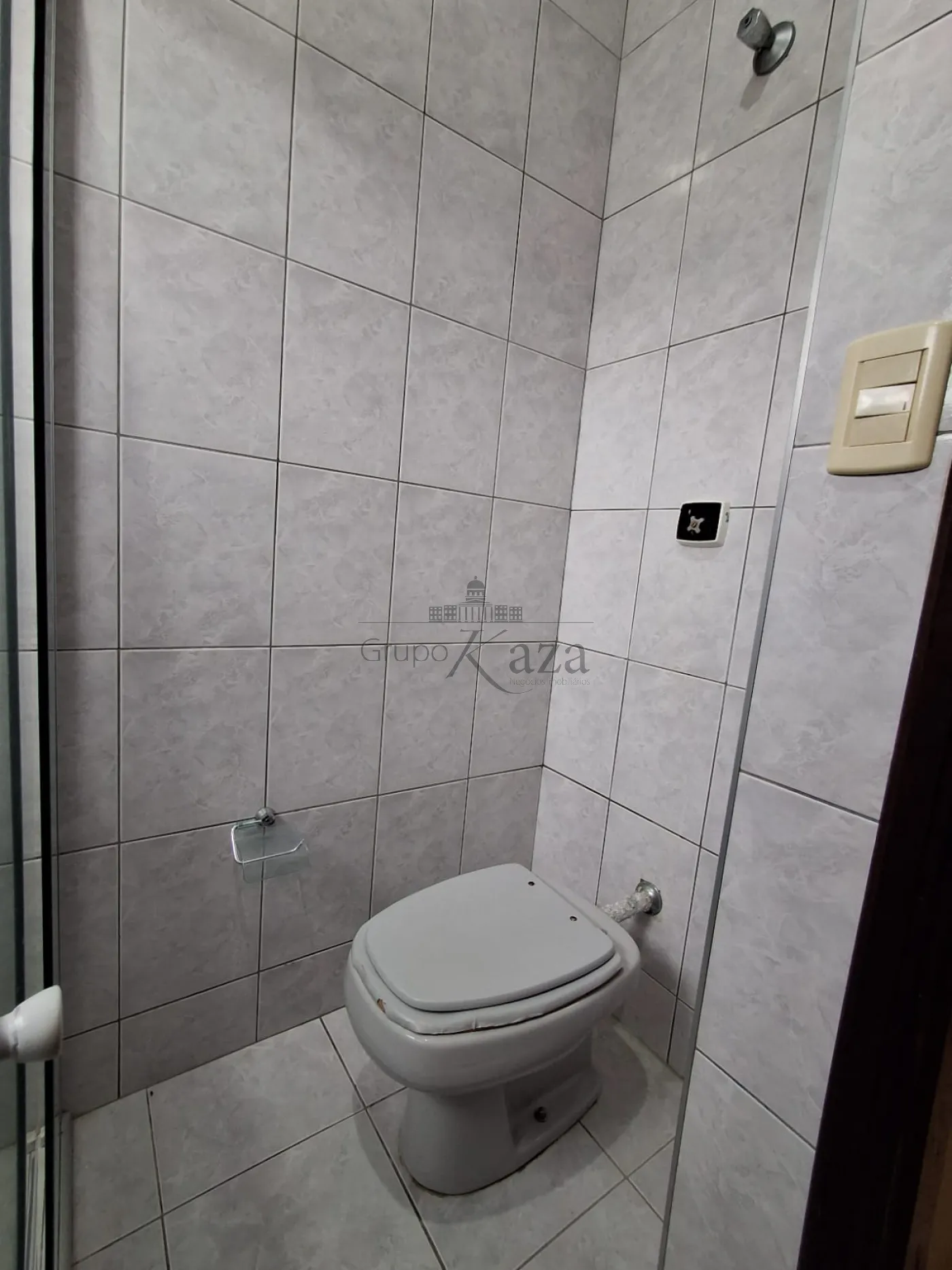 Foto 23 de Casa Padrão em Residencial Cambuí, São José dos Campos - imagem 23