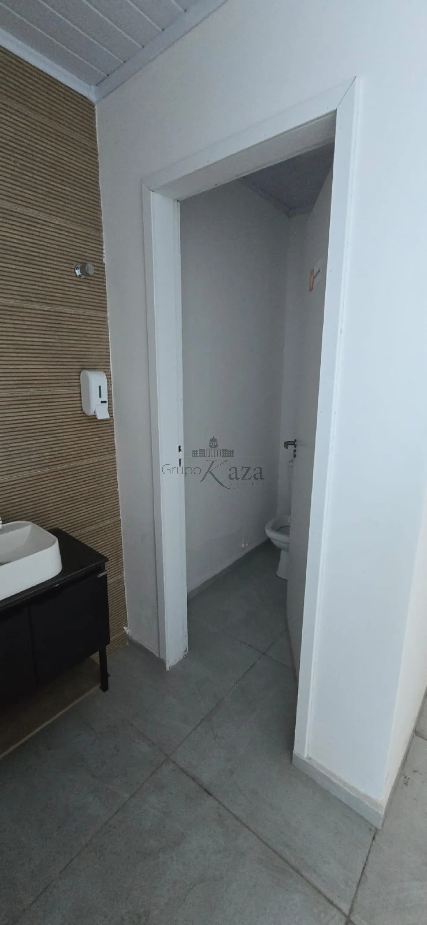 Foto 9 de Comercial Casa em Chácaras Reunidas, São José dos Campos - imagem 9