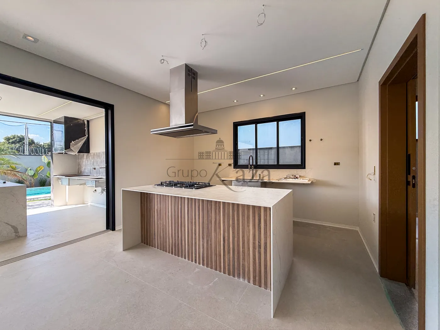 Foto 4 de Casa Condomínio em Jardim do Golfe, São José dos Campos - imagem 4