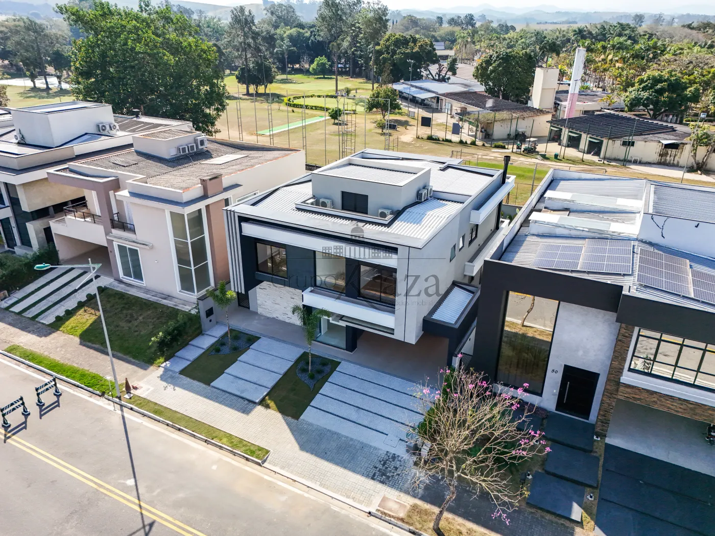 Foto 28 de Casa Condomínio em Jardim do Golfe, São José dos Campos - imagem 28