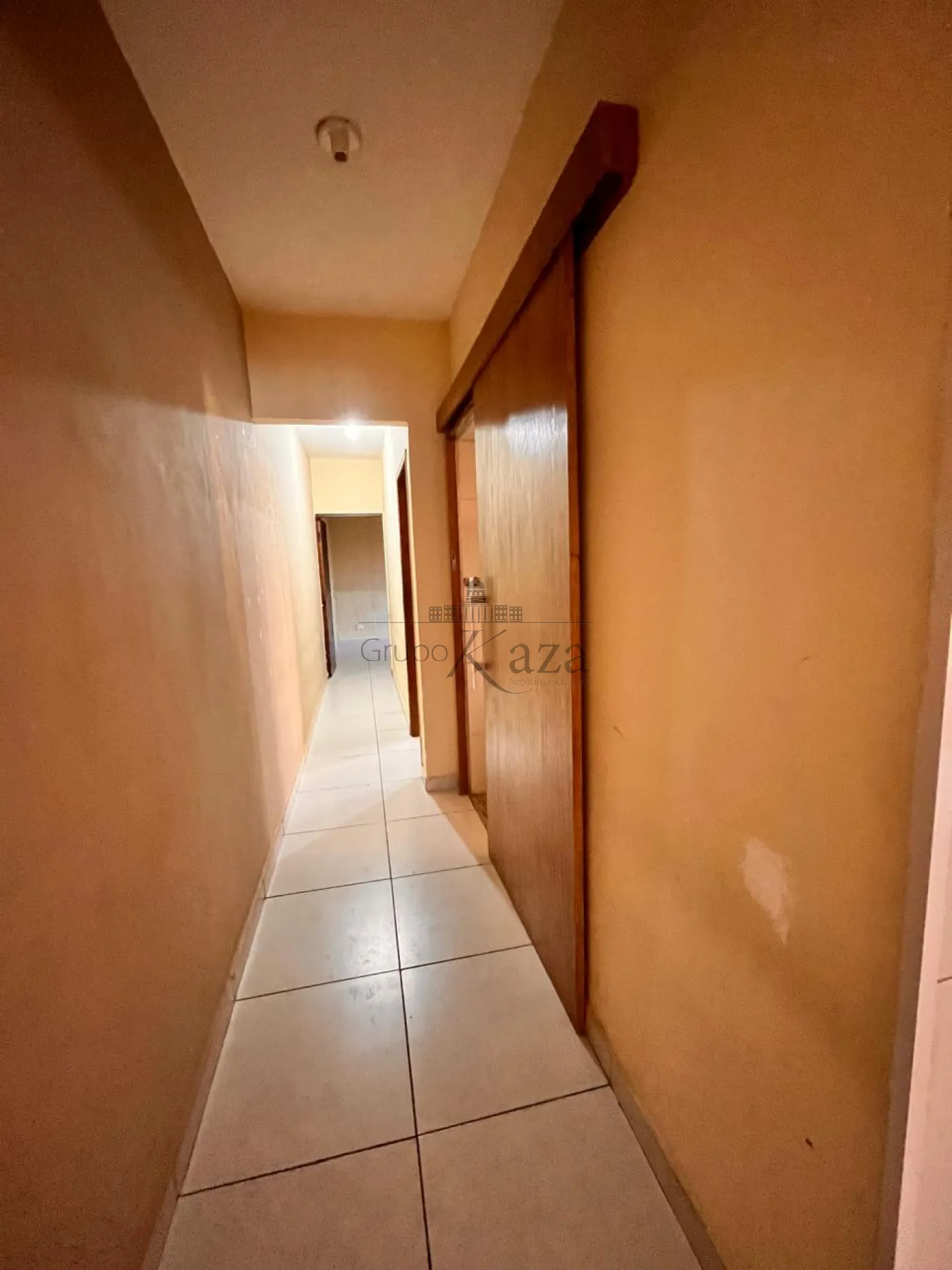 Foto 11 de Casa Geminada em Vila Tesouro, São José dos Campos - imagem 11